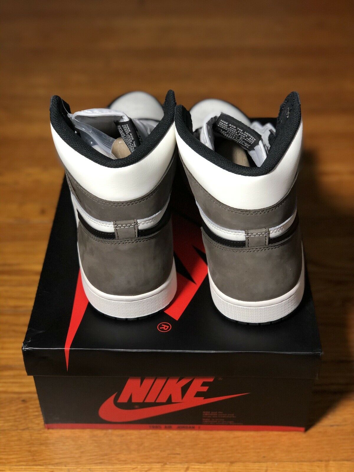 Air Jordan 1 High OG “Dark Mocha”