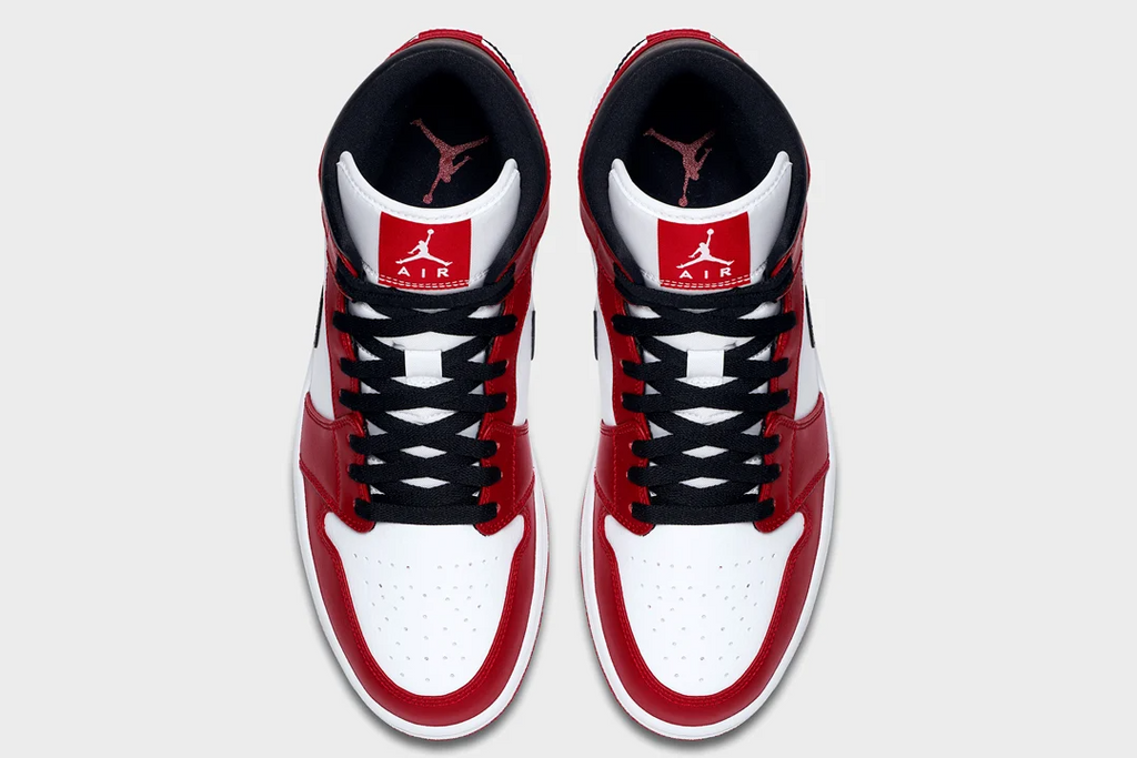 Jordan 1 Mid Chicago (2020)